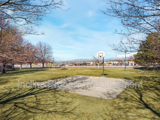 Building Photo - 746 N 1060 W