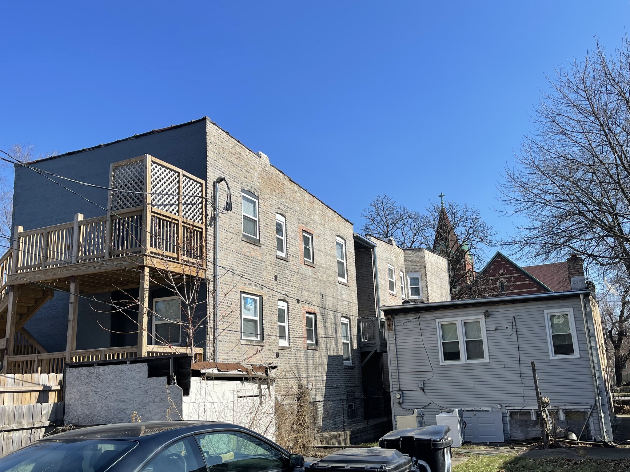 Building Photo - 3639 W Iowa St