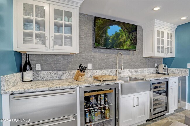 Building Photo - 402 Philadelphia Blvd