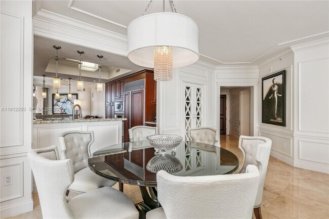 Building Photo - 17875 Collins Ave