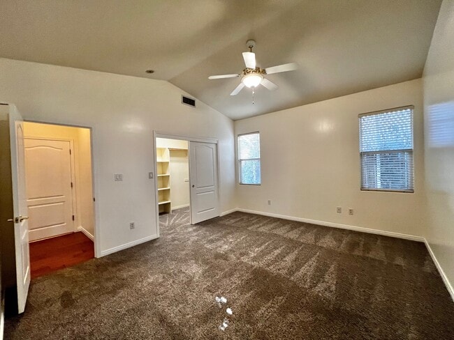 Building Photo - 11116 Southwales Ct