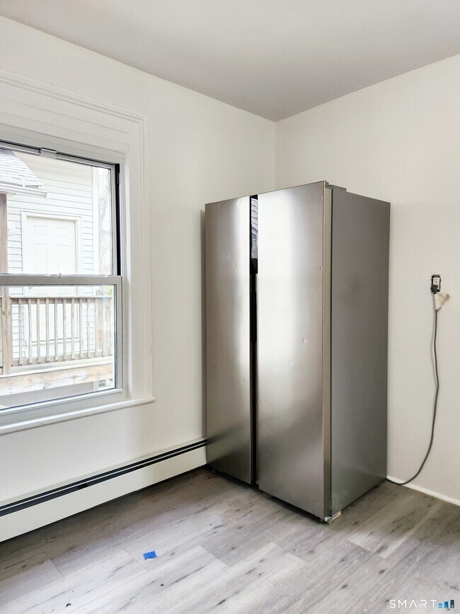 Building Photo - 202 Harral Ave