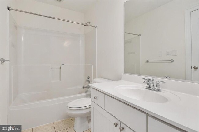 Building Photo - 204 Bar Harbor Rd