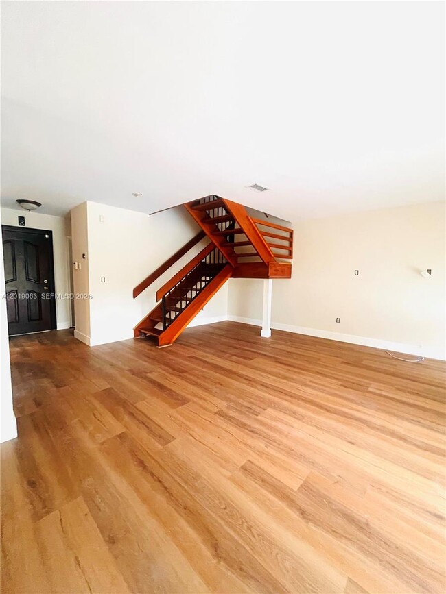 Building Photo - 3643 Estepona Ave