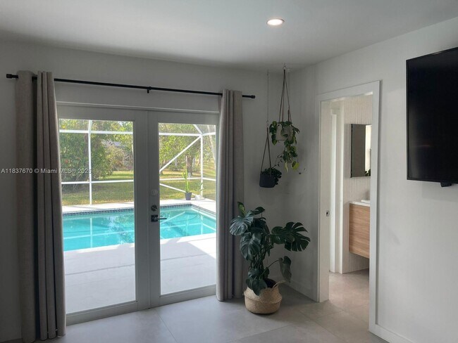 Building Photo - 21281 Hazelwood Ln