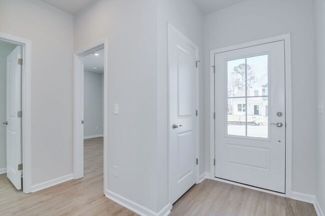 Building Photo - Stunning 4-Bedroom, 3-Bath New Construction Home with Master on Main and Upstairs Retreat