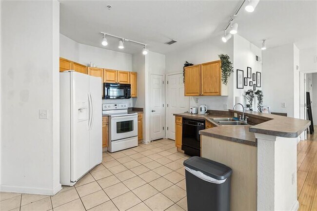Building Photo - 614 Terrace Ridge Cir