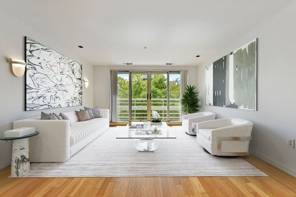 Building Photo - 6 Canal Park