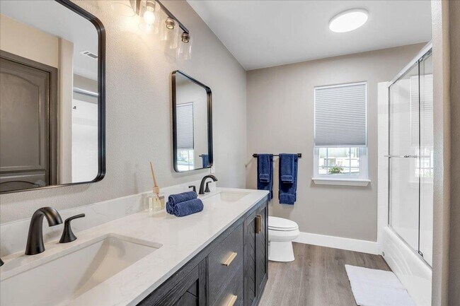 Building Photo - Luxury Lakefront Retreat with Pool, Hot Tub & Private Dock on Lake Tulloch - Recently Remodeled!