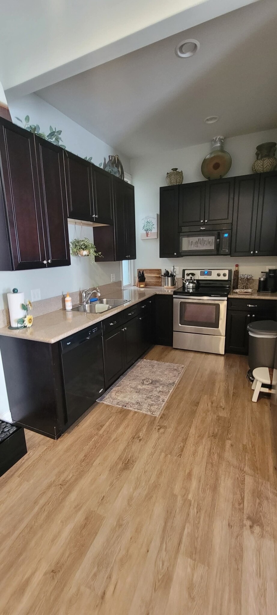 Building Photo - 132 N 3rd St