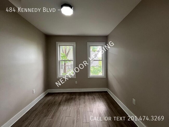 Building Photo - 484 John F. Kennedy Blvd