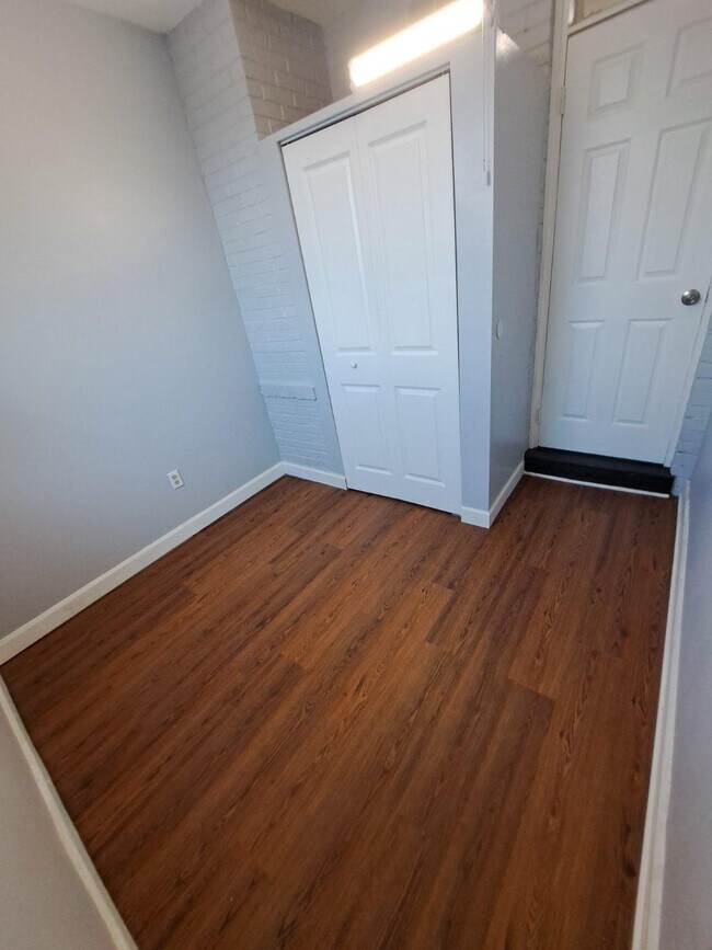 Building Photo - 3516 Ely Pl SE