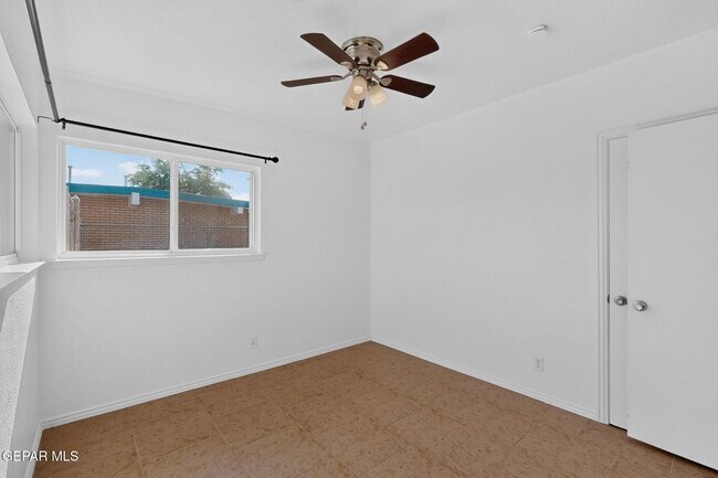 Building Photo - 5108 Yvette Ave