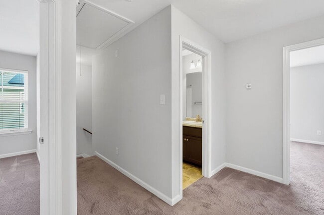 Building Photo - 137 Spoonbill Cir