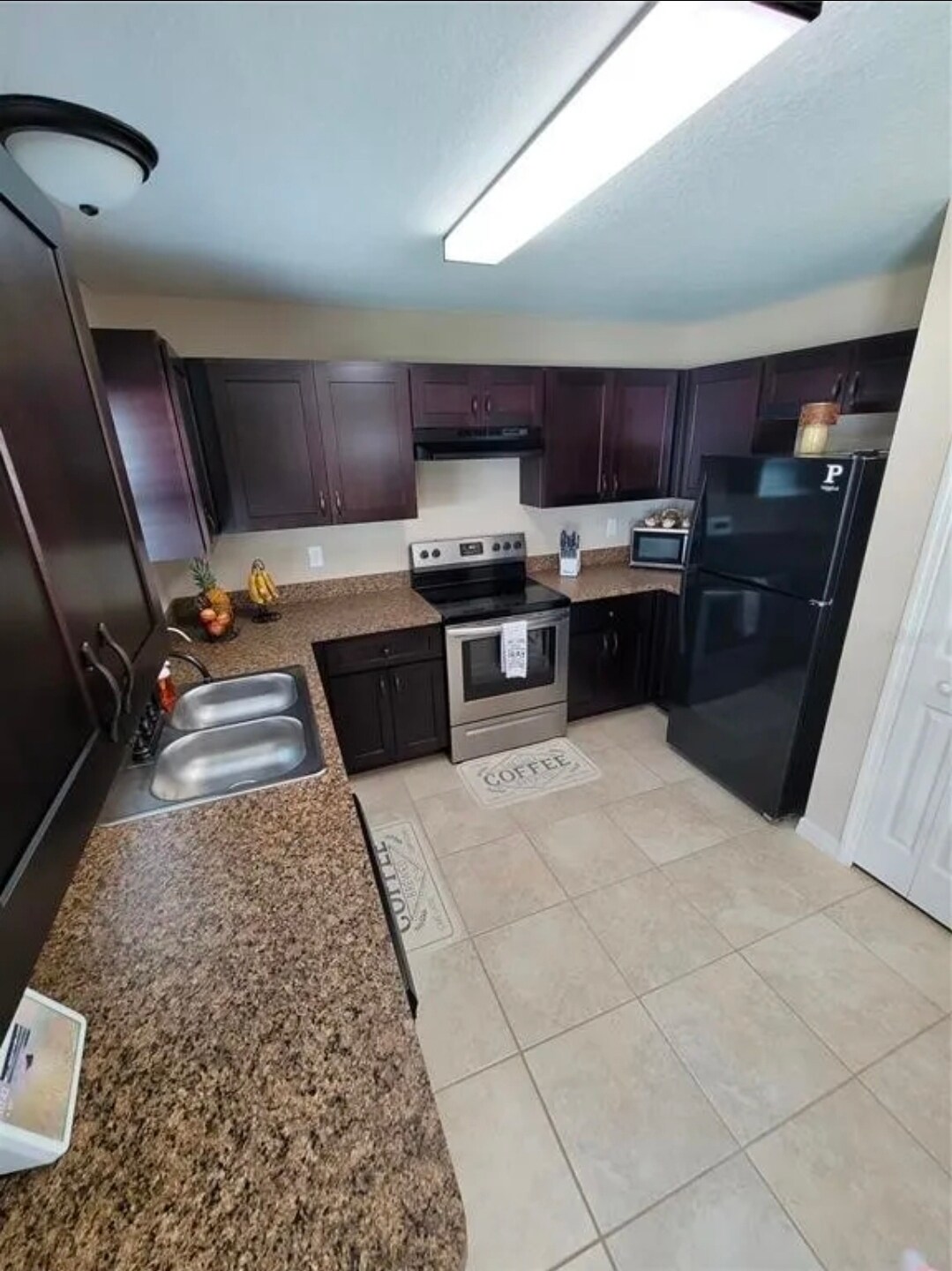 Building Photo - 13 Malauka Radial Cir