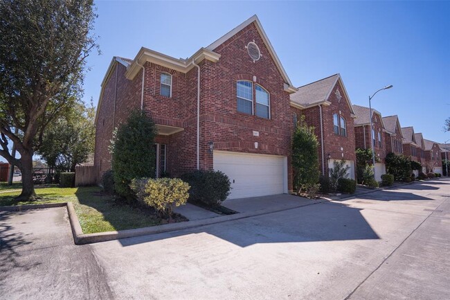 Building Photo - 13307 Olive Trce