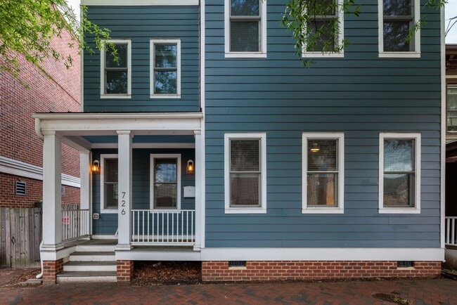 Building Photo - Amazing 3 Bedroom Home in Church Hill!! ***Available Early May 2026***