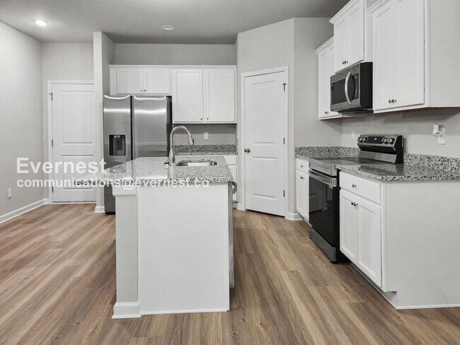 Building Photo - 1519 Persimmon Trce