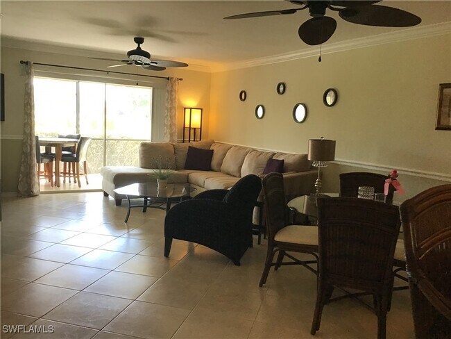 Building Photo - 440 Fox Haven Dr