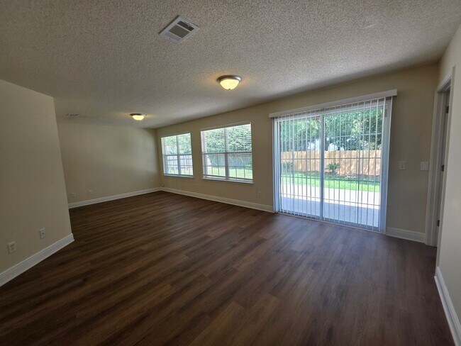 Building Photo - 4BR/3BA home with shed close to Navy Federal Credit Union