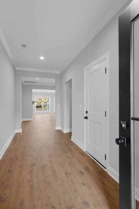 Building Photo - 1910 Gracie Bug Lp