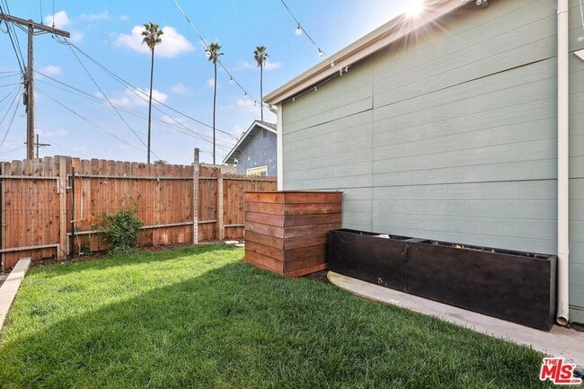 Building Photo - 3878 S Harvard Blvd