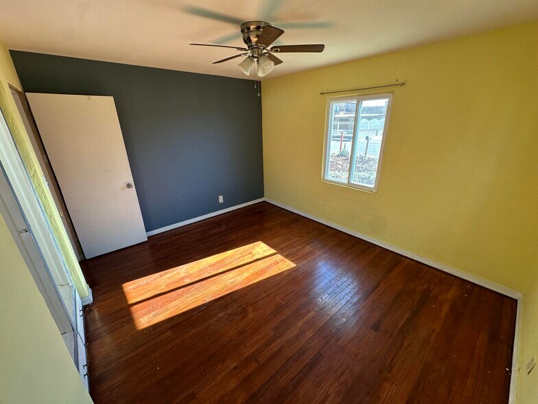 Bedroom #1 - 333 Cutler Ave NE