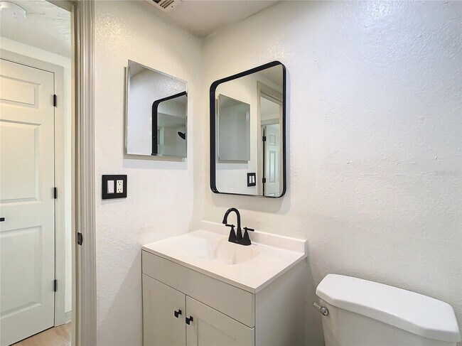 Building Photo - 12701 Cornell Ct
