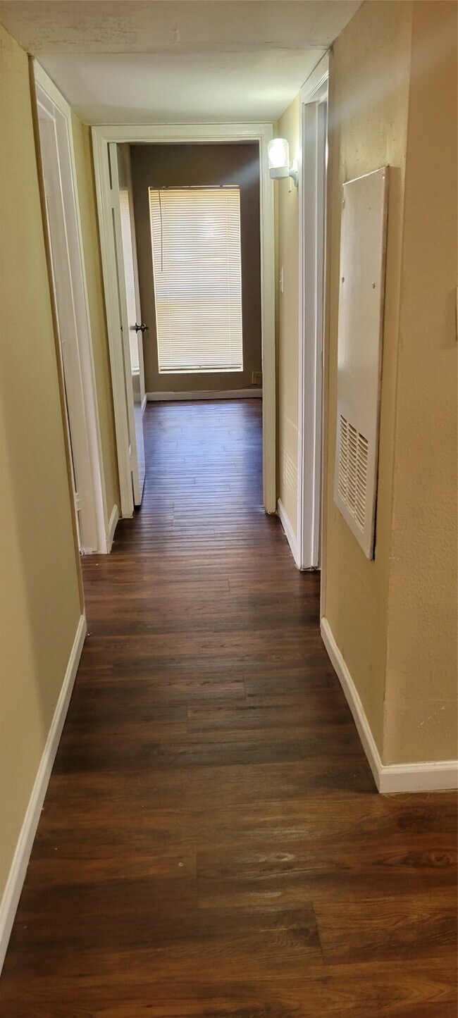 Building Photo - 7200 W T C Jester Blvd