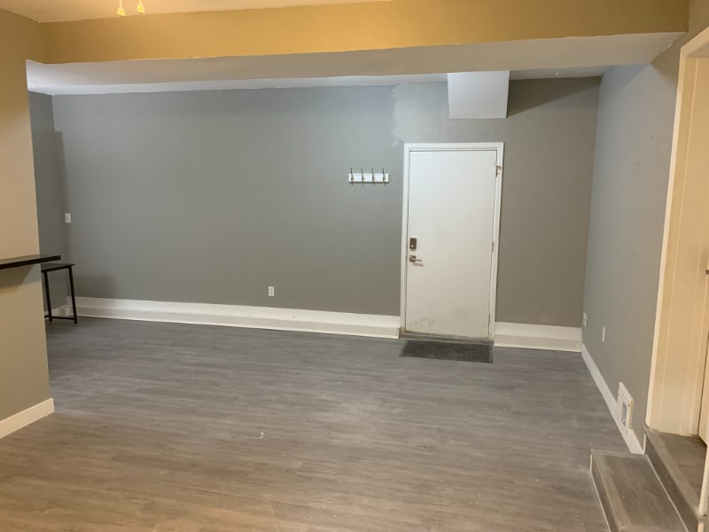 Building Photo - 7943 York St