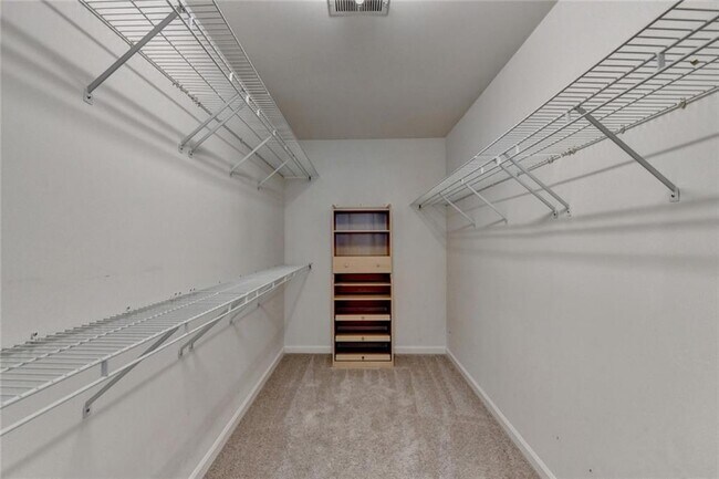 Building Photo - 10665 Wren Ridge Rd
