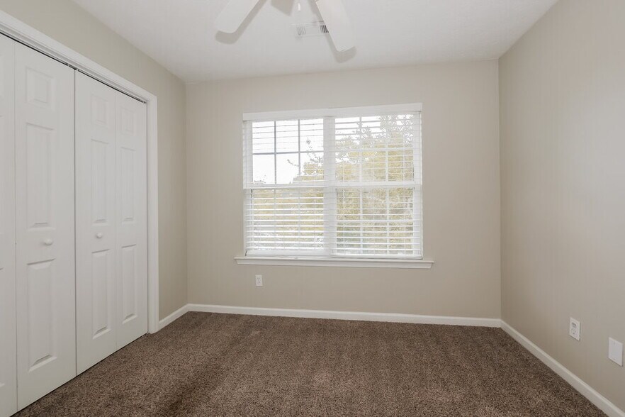 Building Photo - 251 Prescott Ct
