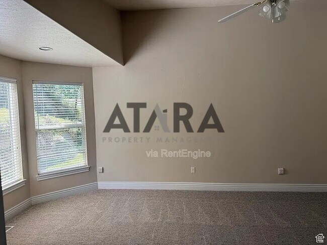 Building Photo - 941 Fremont Rd