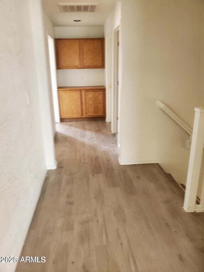 Building Photo - 1853 E Shannon St