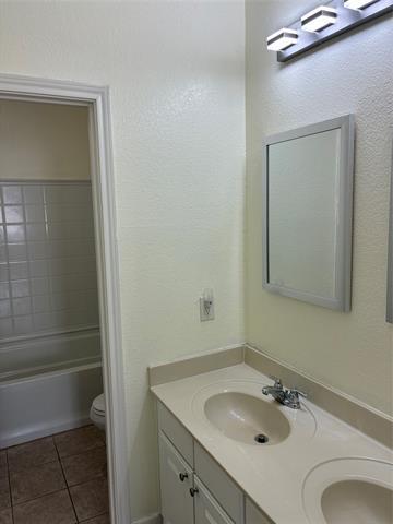 Building Photo - 607 Tuskegee Dr