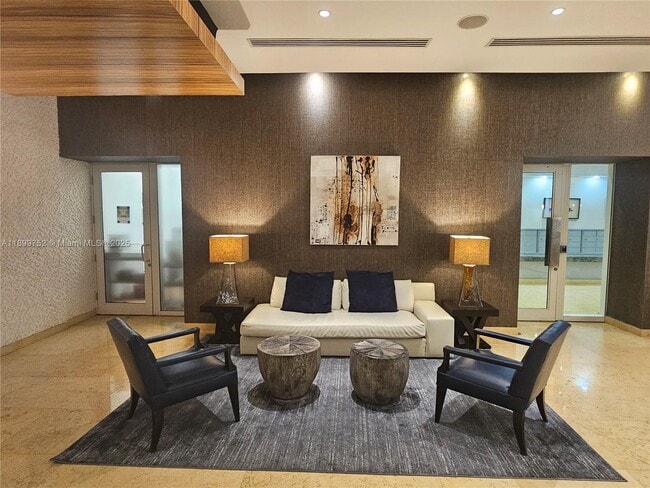 Building Photo - 60 SW 13th St