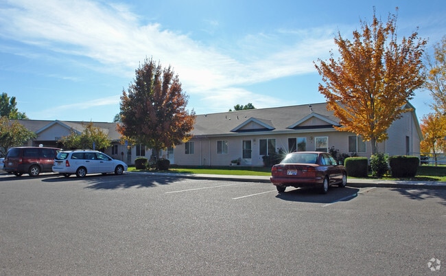 Primary Photo - Louise Garden Apartments