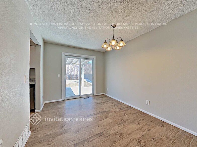 Building Photo - 9906 Garland Dr