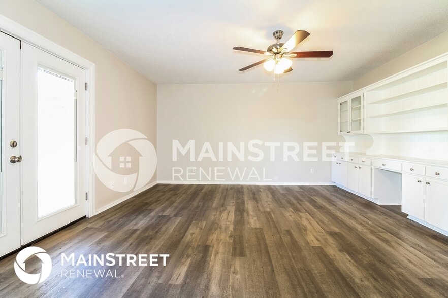 Building Photo - 3709 Chetwood Dr