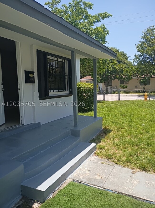 Building Photo - 1101 NW 55th St