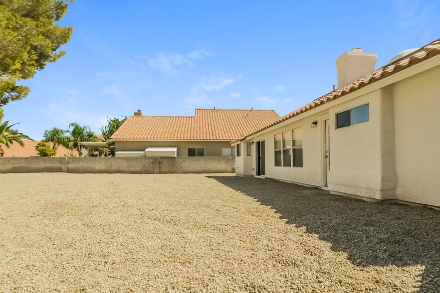 Building Photo - 234 Comanche Ct