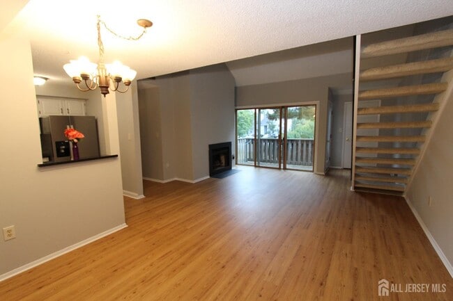 Building Photo - 1204 Aspen Dr