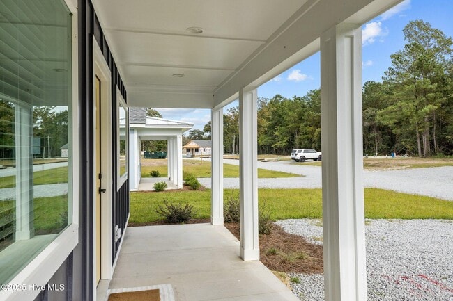 Building Photo - 122 Long Pond Loop