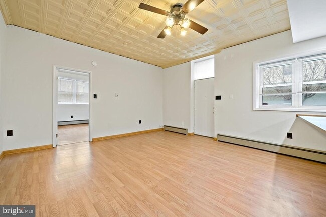 Building Photo - 1332 S 7th St