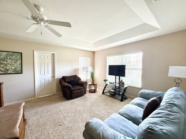Building Photo - 3078 Seaview Castle Dr