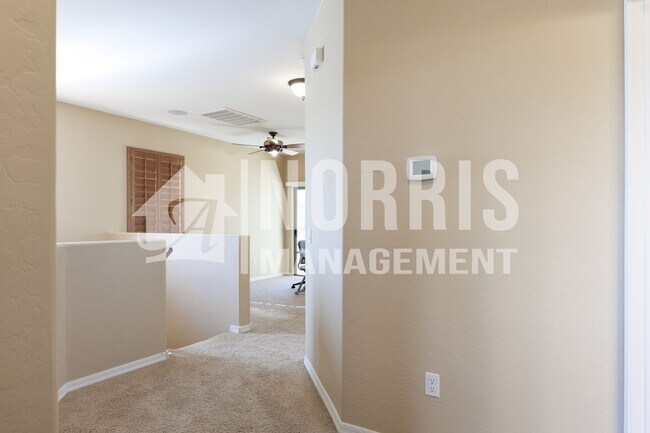 Building Photo - Beautiful Home with a POOL Service Included