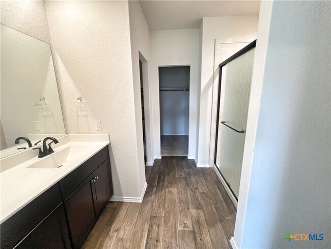Building Photo - 940 Chachalaca Ct