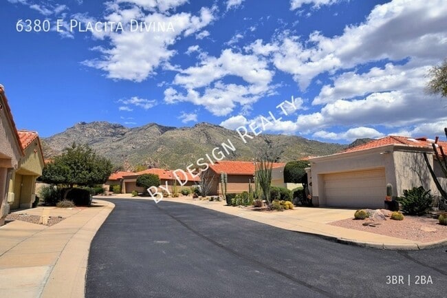 Building Photo - Las Ventanas 3 Bed 2 Bath - Close to Golf,...