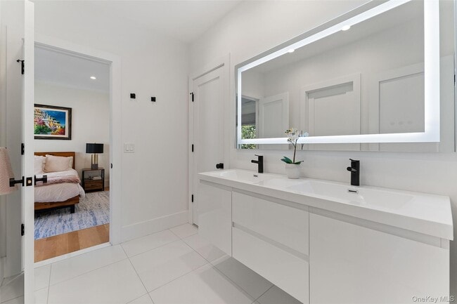 Building Photo - 49 Fayette Rd