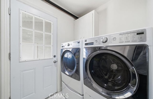 Building Photo - 335 N London Pl